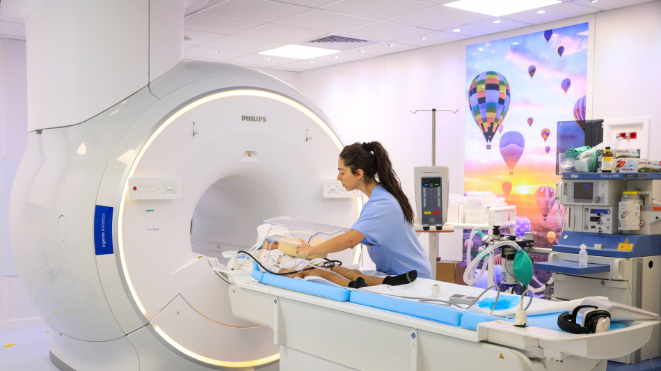  Al Sant'Orsola di Bologna una risonanza magnetica a misura di bambini 