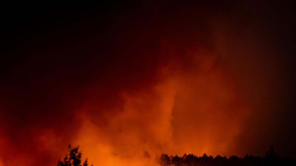  Situazione stabile in Gironda per i roghi, rientrano a casa gran parte degli evacuati 