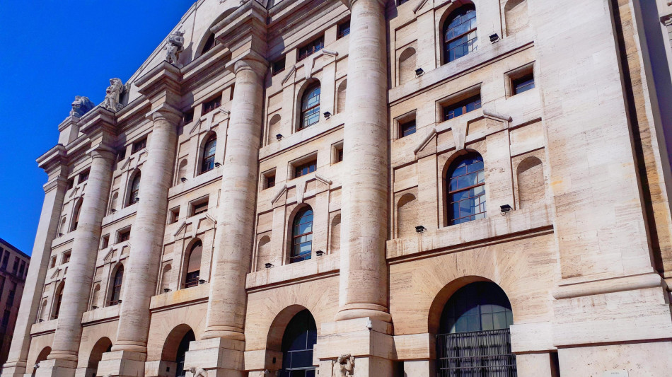  Borsa: Milano peggiora (-0,3%), pesano Fincantieri e Prysmian 