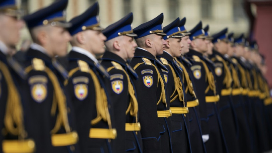  Traditionelle Milit&auml;rparade in Moskau zum Sieg &uuml;ber Nazi-Deutschland hat begonnen 