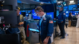 Fed mantém juros e rebaixa prognóstico para a economia dos EUA