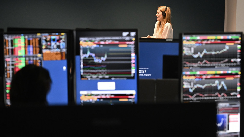  Borsa: Milano peggiora con le banche, Ftse Mib -1,4% 