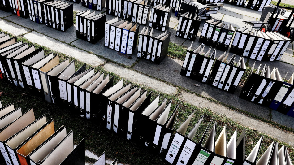 Cgia, la burocrazia drena 80 miliardi all'anno alle Pmi