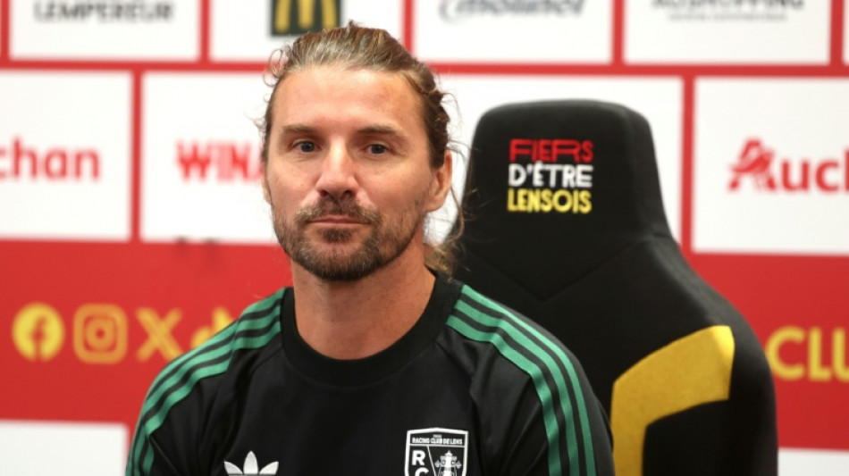  Foot: Yannick Cahuzac sera l'entra&icirc;neur de Lens au-del&agrave; du match &agrave; Monaco 