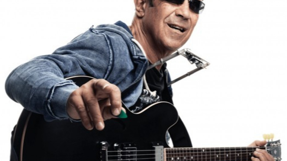  Edoardo Bennato torna in tour a Bologna, 'Sono solo canzonette' 