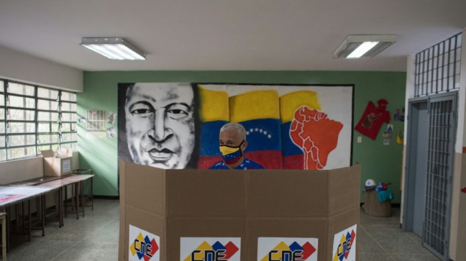 Parlamento da Venezuela elabora proposta de data para elei&ccedil;&otilde;es presidenciais