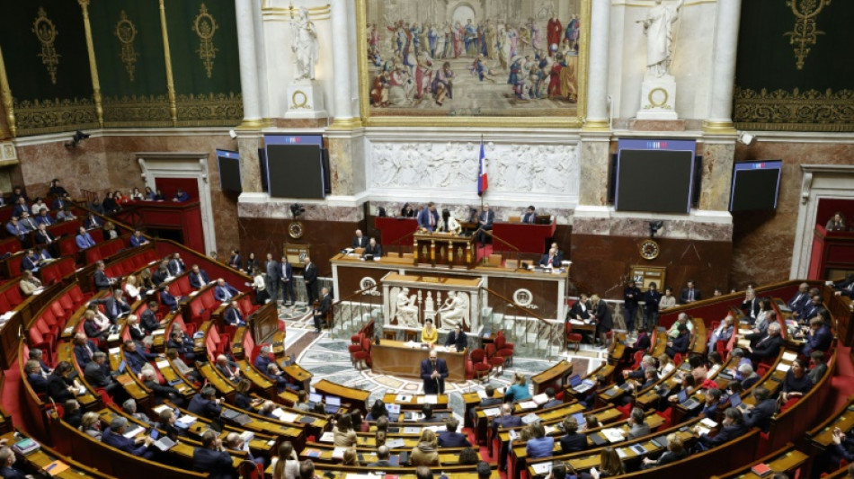 Retraites: la r&eacute;forme dans l'ar&egrave;ne de l'Assembl&eacute;e, sous la pression de la rue