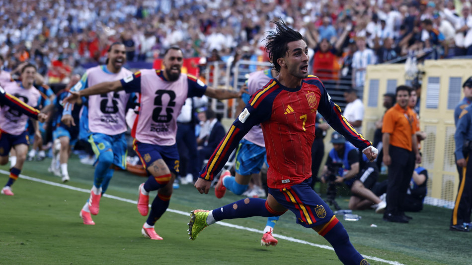  Calcio: Ferran Torres dal Barca al Psg per 50 milioni 