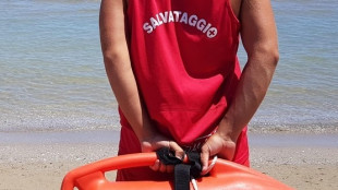 Mit, diffuse le indicazioni per i corsi per gli assistenti dei bagnanti