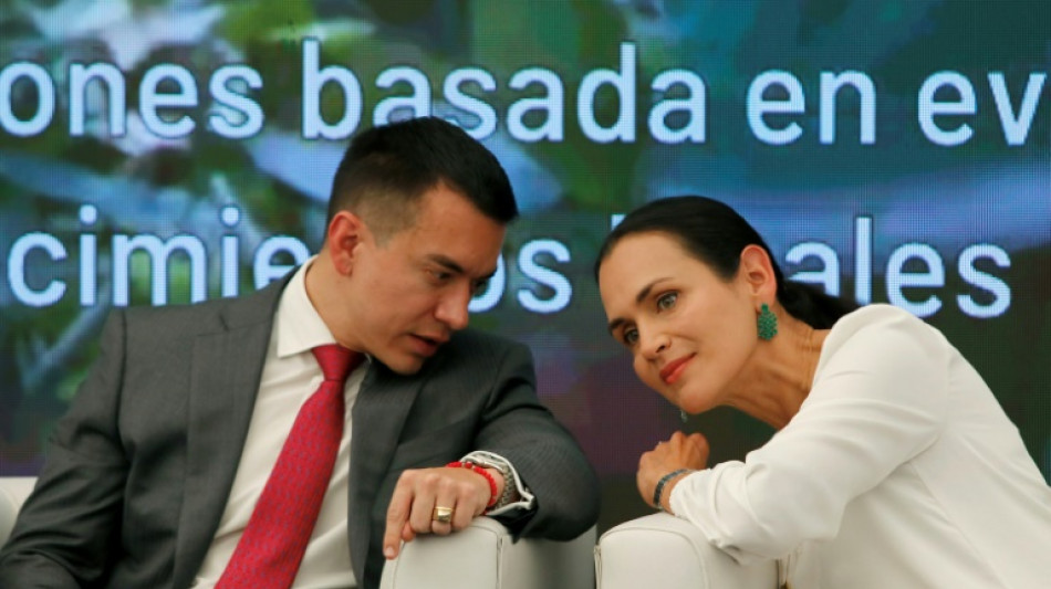 Ecuador otorga la operaci&oacute;n de su mayor campo petrolero a un consorcio extranjero