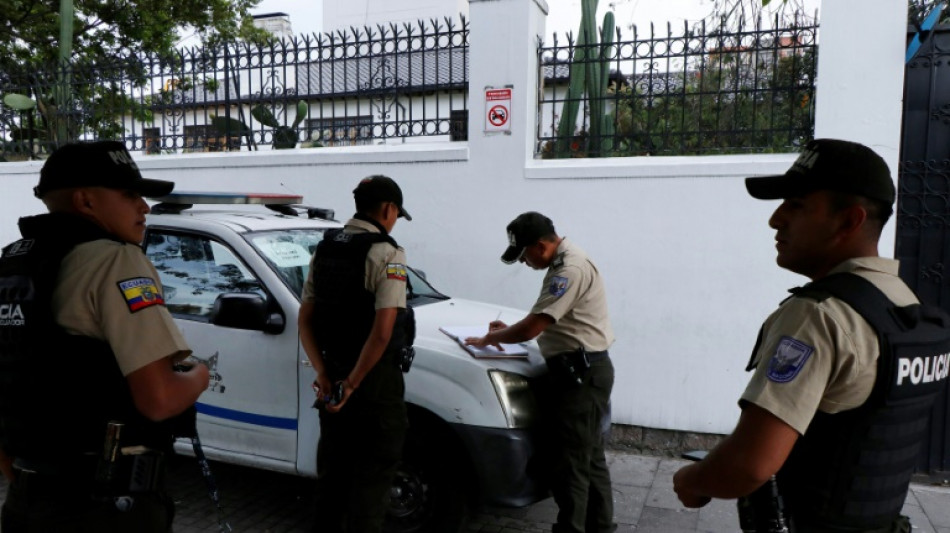 Viol&ecirc;ncia pol&iacute;tica volta a assolar um Equador dominado pelo tr&aacute;fico de drogas