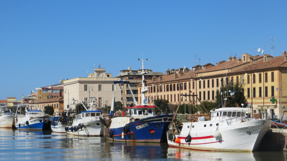  Caro carburante, dal Masaf via libera a 7 milioni agevolazioni fiscali per la pesca 