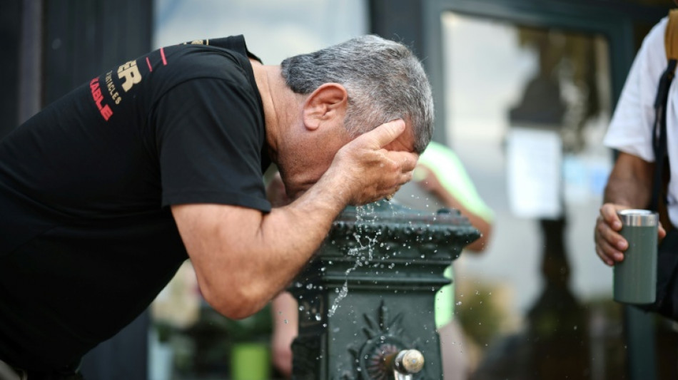  La France &eacute;cras&eacute;e par la canicule, interrogations sur la F&ecirc;te de la musique 