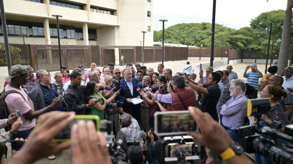 Piden la nulidad del fallo que convalid&oacute; la reelecci&oacute;n de Maduro en Venezuela