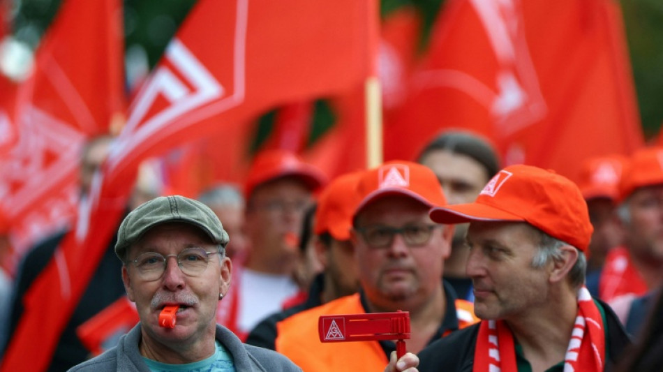  Friedenspflicht in Metall- und Elektroindustrie endet - Warnstreiks ab Sonntag 