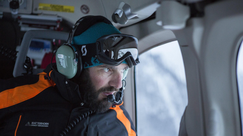  Valanga sulle Alpi svizzere, morto uno scialpinista svedese 