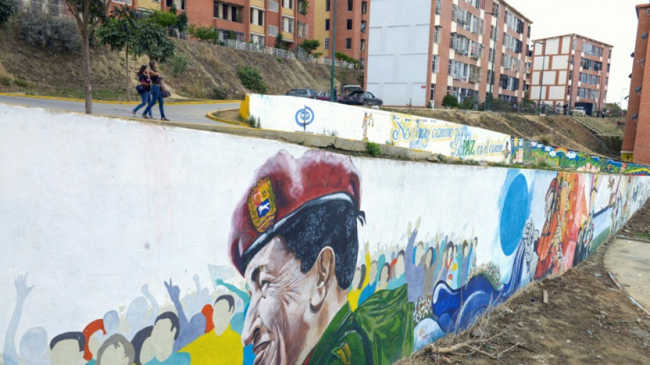  Colapsa el complejo del plan bandera de vivienda de Hugo Ch&aacute;vez tras los sismos en Venezuela 