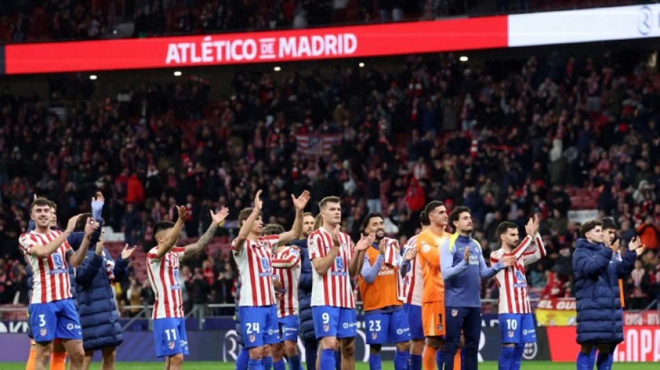  Atl&eacute;tico de Madrid goleia Barcelona (4-0) e fica perto da final da Copa do Rei 