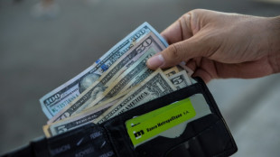 Gobierno cubano comprar&aacute; USD a tarifa del mercado negro para captar divisas